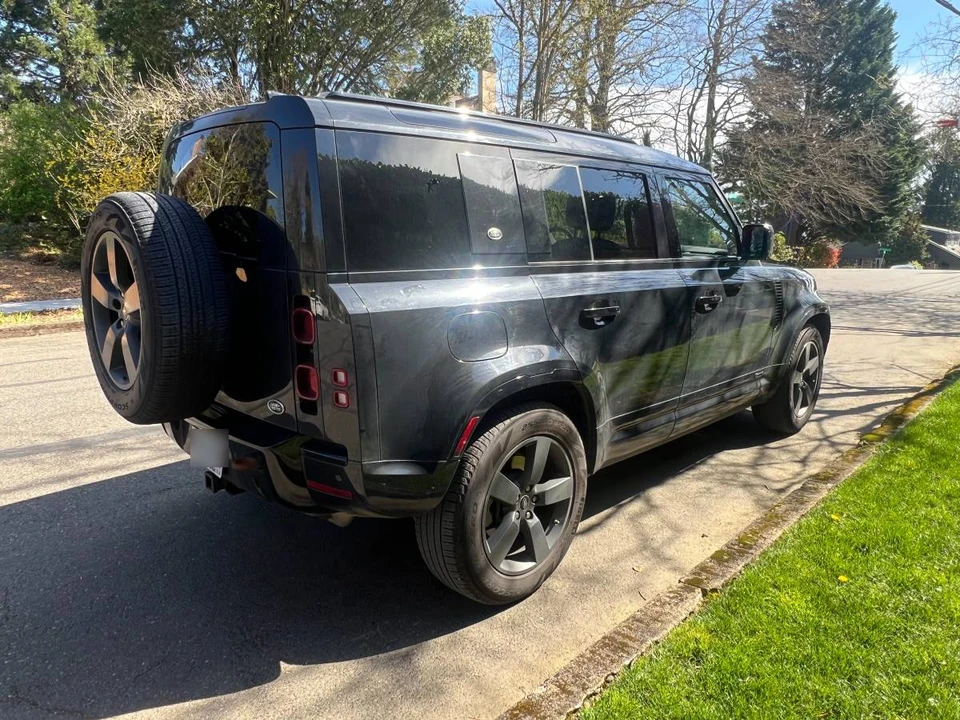 2021 Land Rover Defender L663 - Image 5 of 15