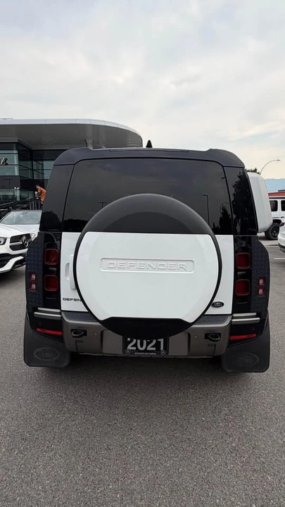 2021 Land Rover Defender L663 - Image 4 of 6