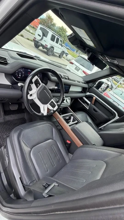 2021 Land Rover Defender L663 - Image 5 of 6