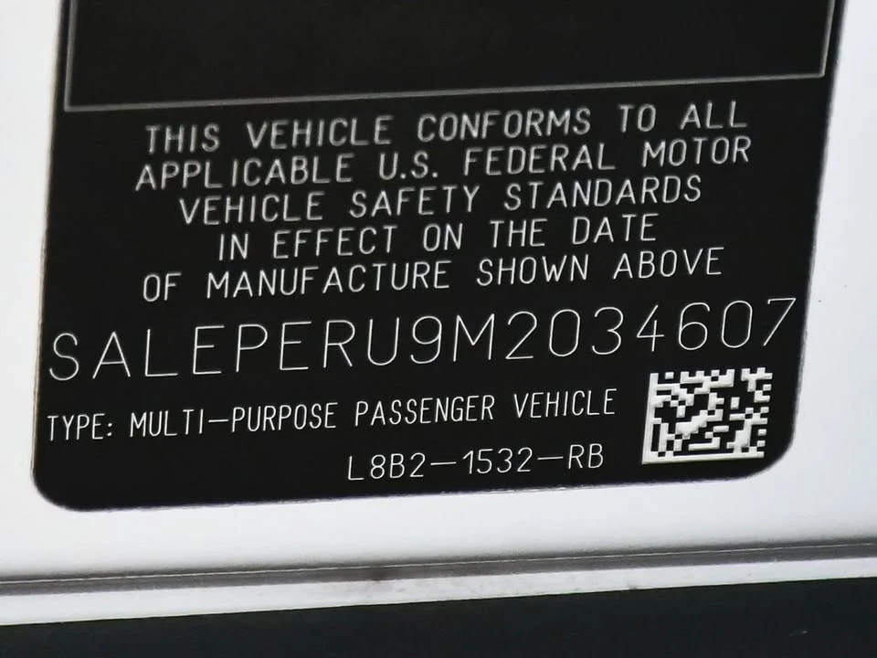 2021 Land Rover Defender L663 - Image 18 of 20