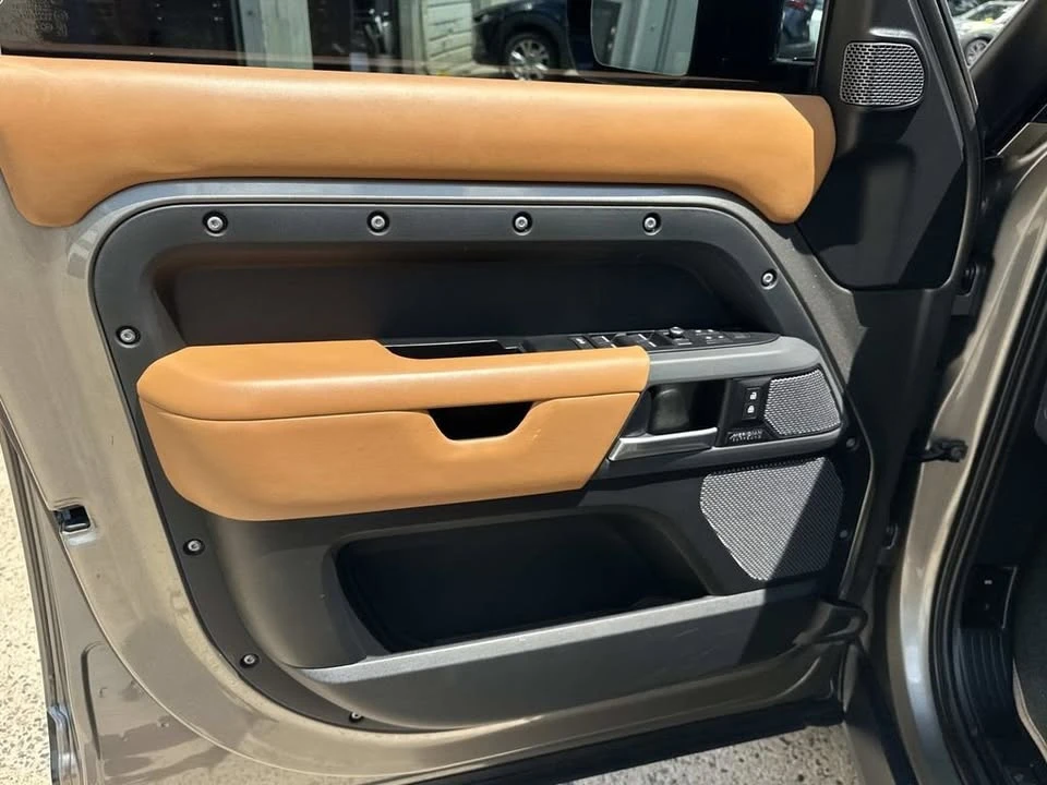 2021 Land Rover Defender L663 - Image 13 of 20