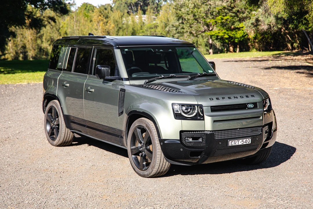 2021 Land Rover Defender L663 - Image 11 of 31