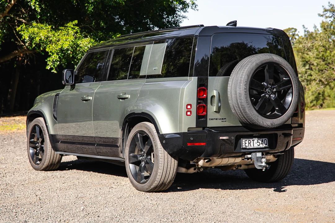 2021 Land Rover Defender L663 - Image 7 of 31