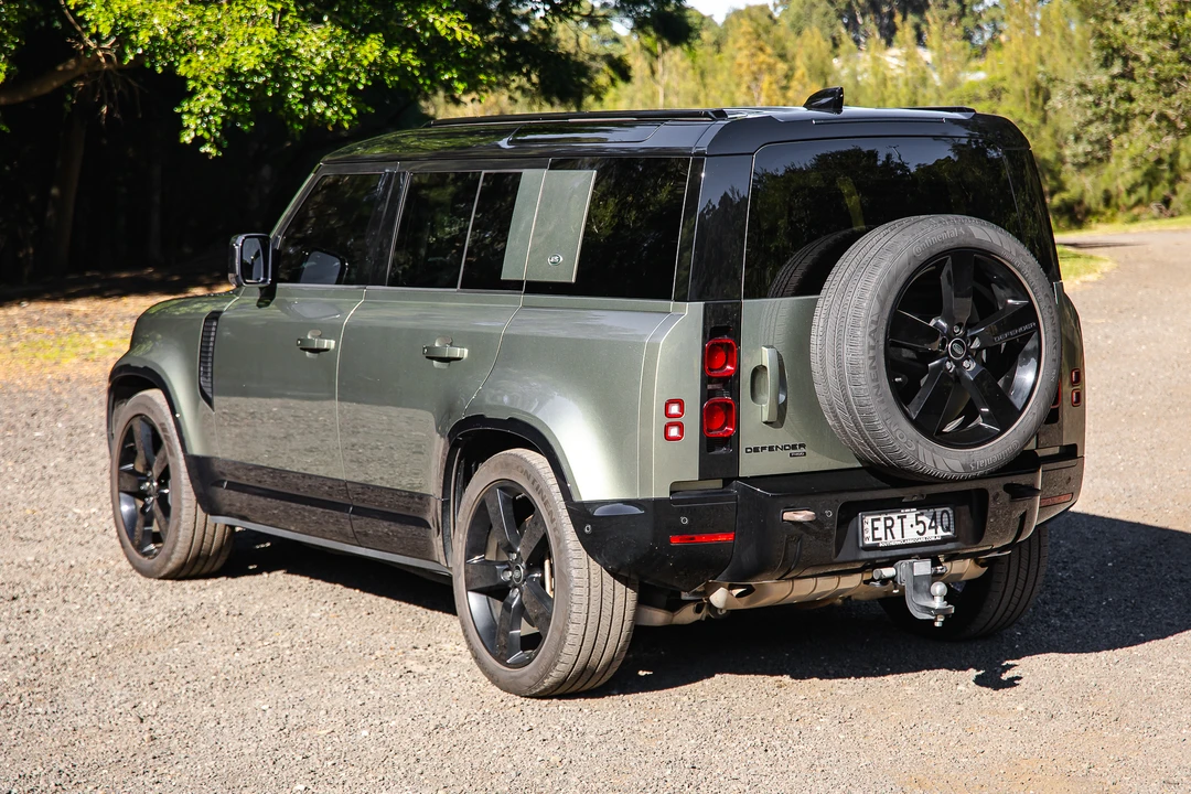 2021 Land Rover Defender L663 - Image 15 of 31