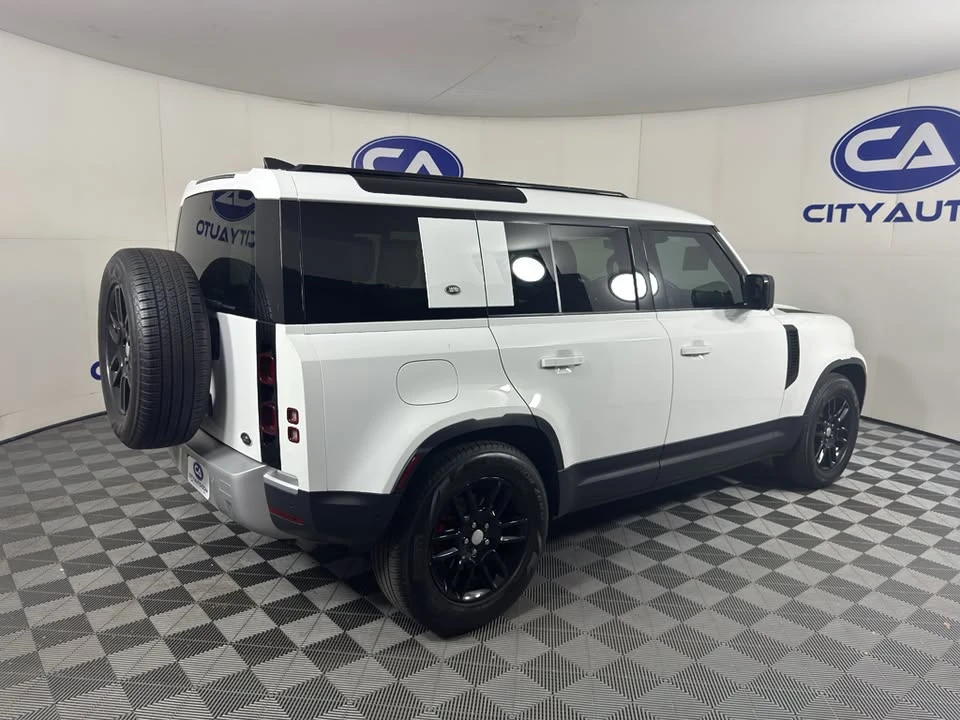 2021 Land Rover Defender L663 - Image 3 of 5