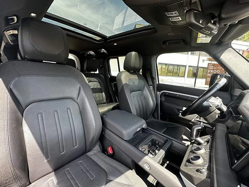 2021 Land Rover Defender L663 - Image 10 of 19