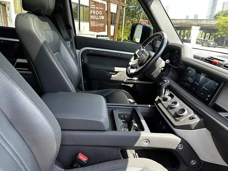 2021 Land Rover Defender L663 - Image 11 of 19