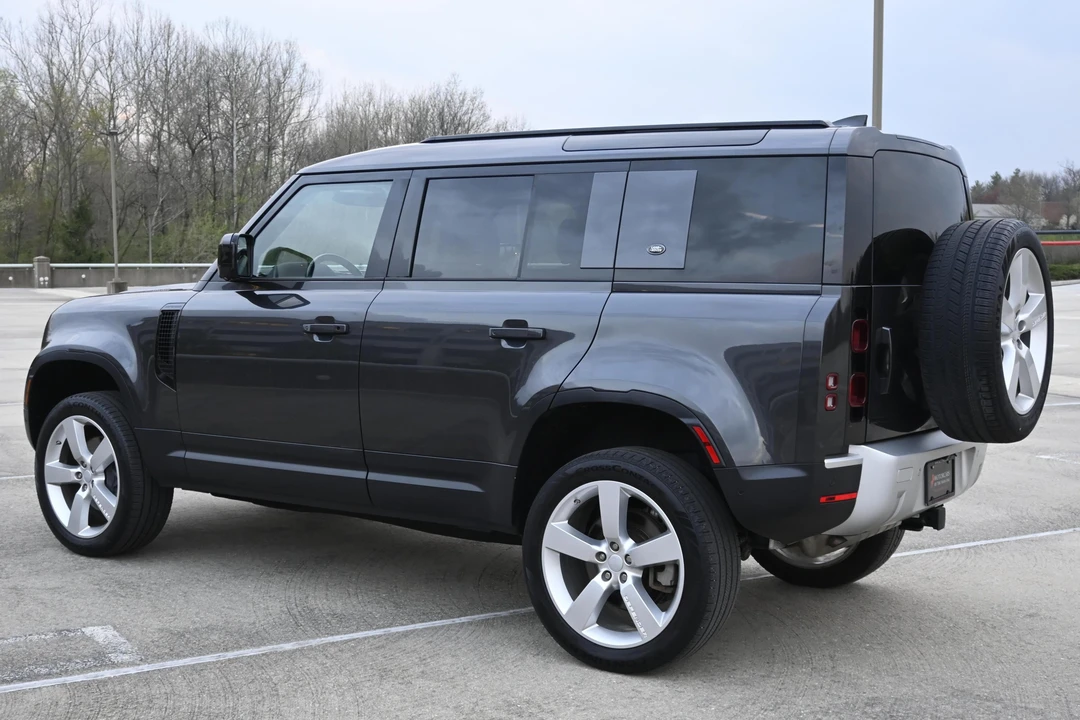 2021 Land Rover Defender L663 - Image 4 of 5