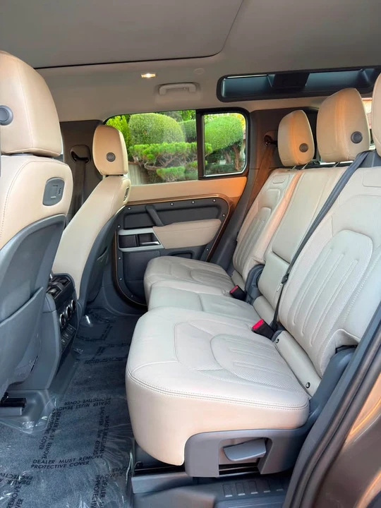 2021 Land Rover Defender L663 - Image 14 of 15