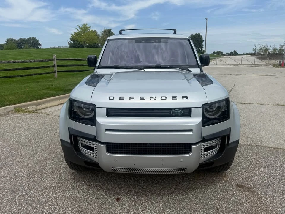 2021 Land Rover Defender L663 - Image 8 of 17