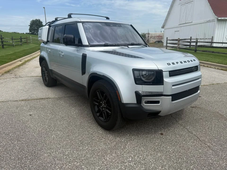 2021 Land Rover Defender L663 - Image 7 of 17