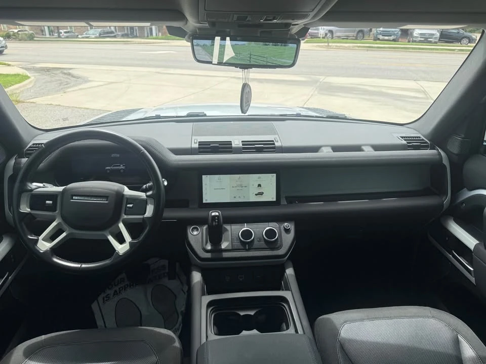 2021 Land Rover Defender L663 - Image 14 of 17