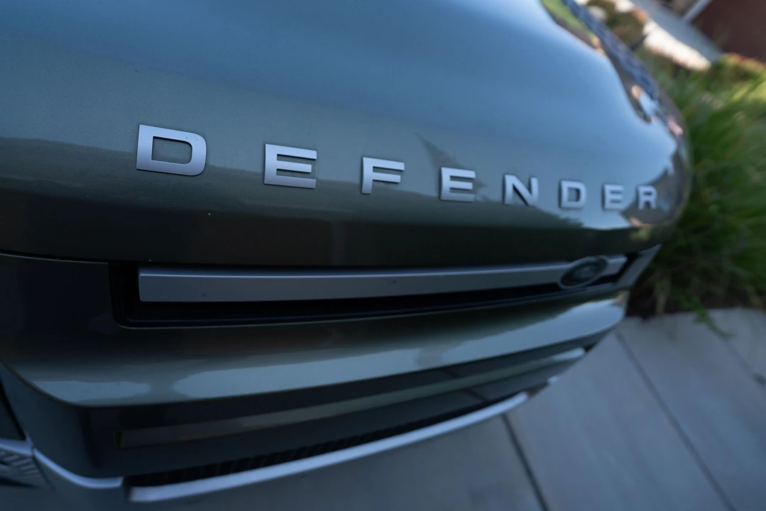 2021 Land Rover Defender L663 - Image 16 of 31