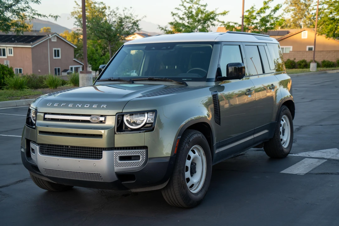 2021 Land Rover Defender L663 - Image 7 of 31