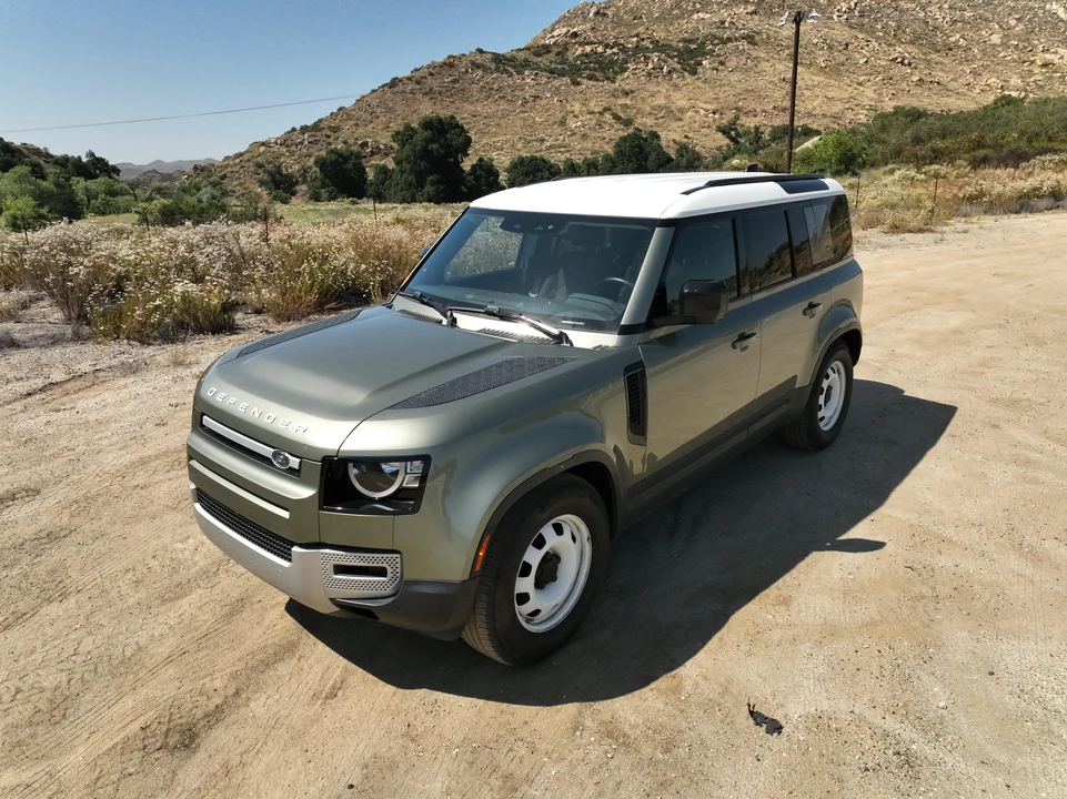 2021 Land Rover Defender L663 - Image 8 of 31
