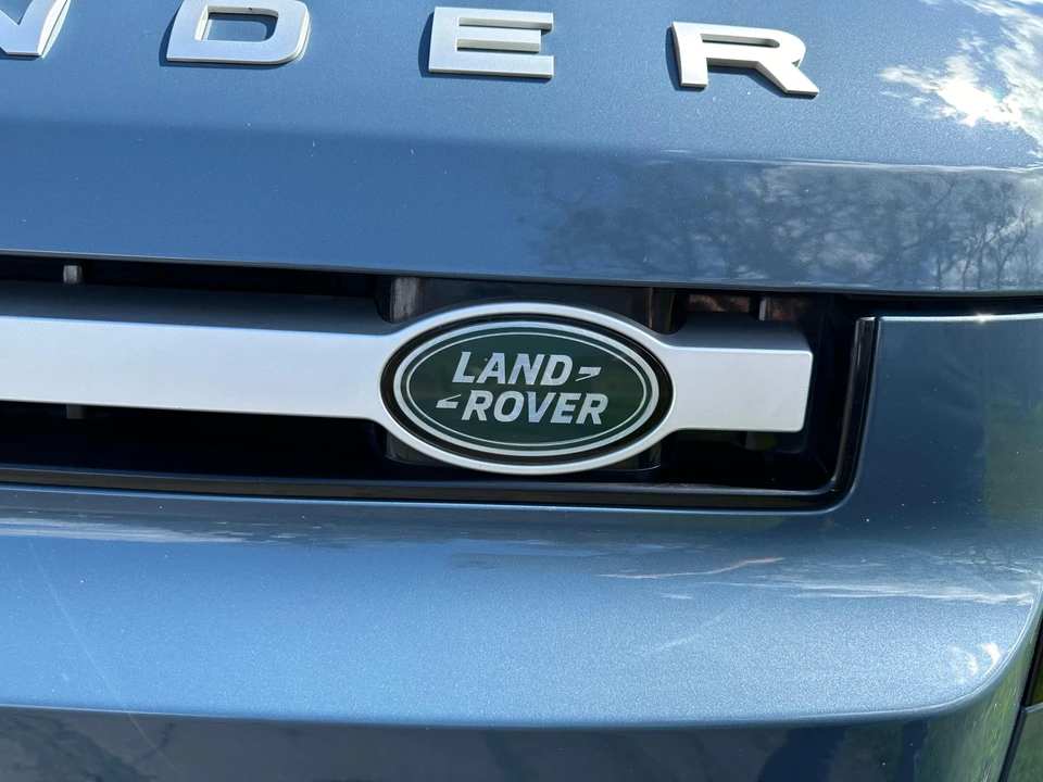 2021 Land Rover Defender L663 - Image 23 of 31