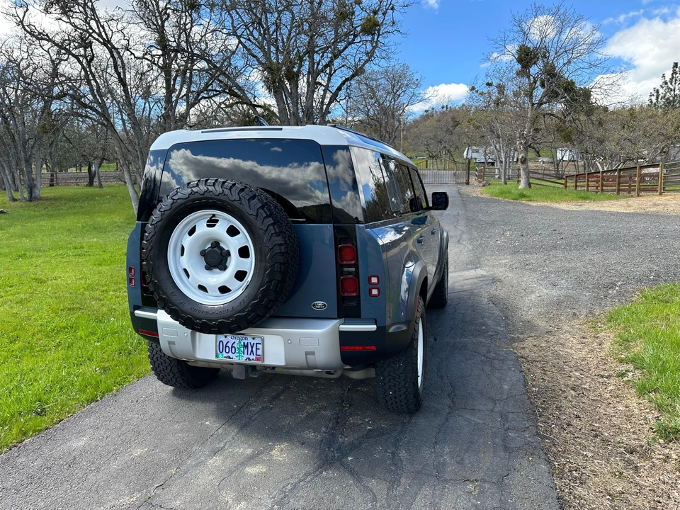 2021 Land Rover Defender L663 - Image 12 of 31