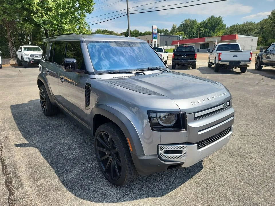 2021 Land Rover Defender L663 - Image 4 of 20