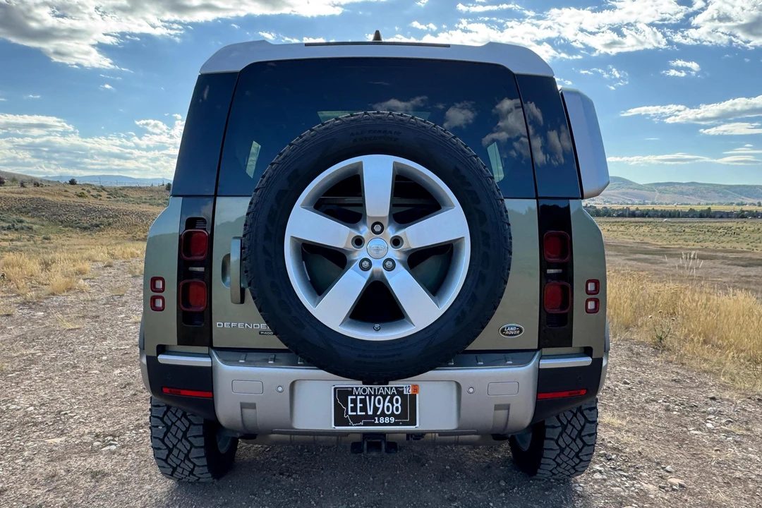 2021 Land Rover Defender 110 - Image 5 of 31