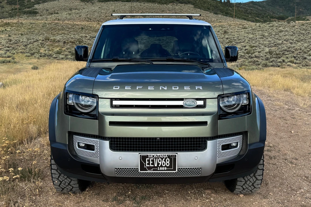 2021 Land Rover Defender 110 - Image 2 of 31