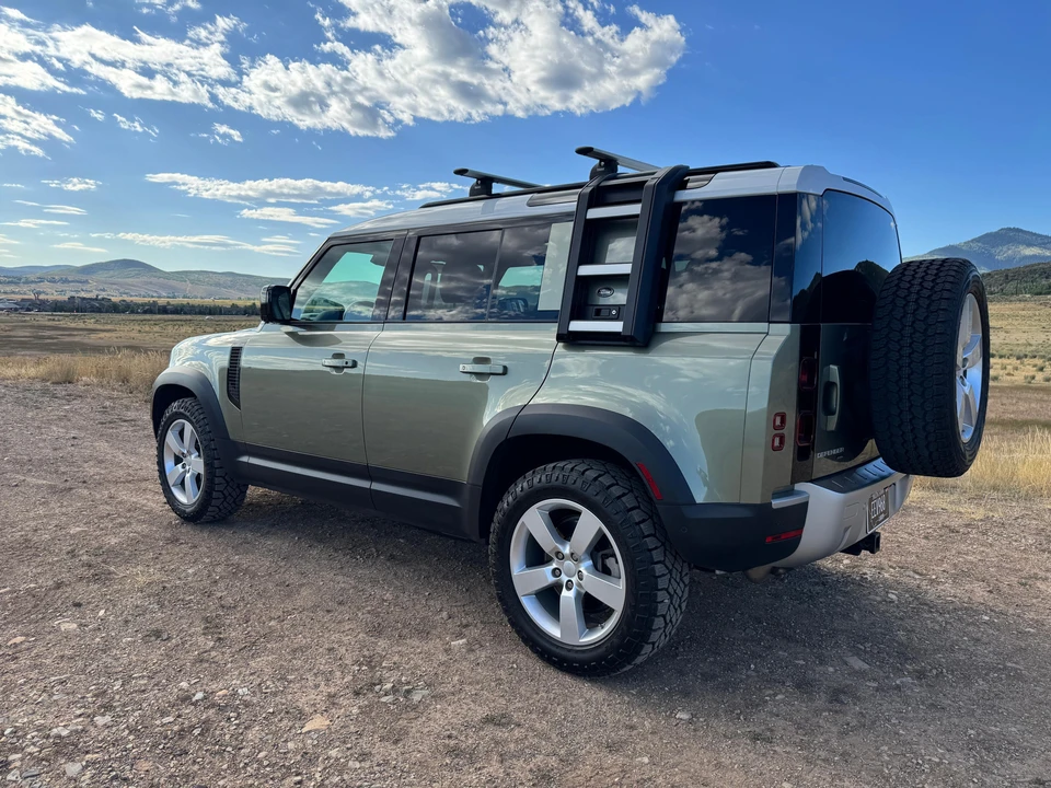 2021 Land Rover Defender 110 - Image 14 of 31