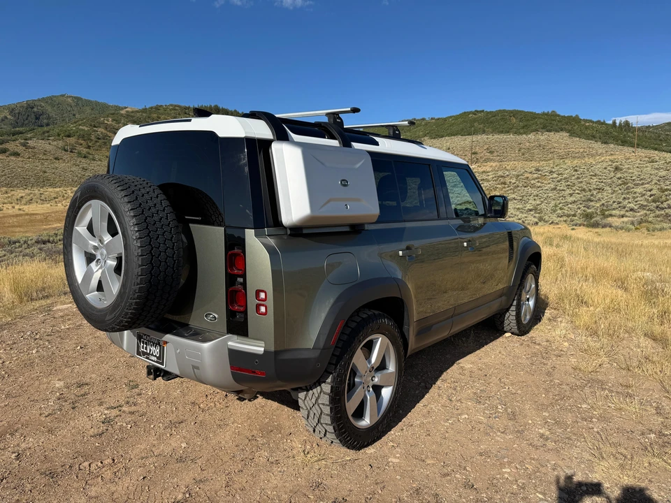 2021 Land Rover Defender 110 - Image 18 of 31