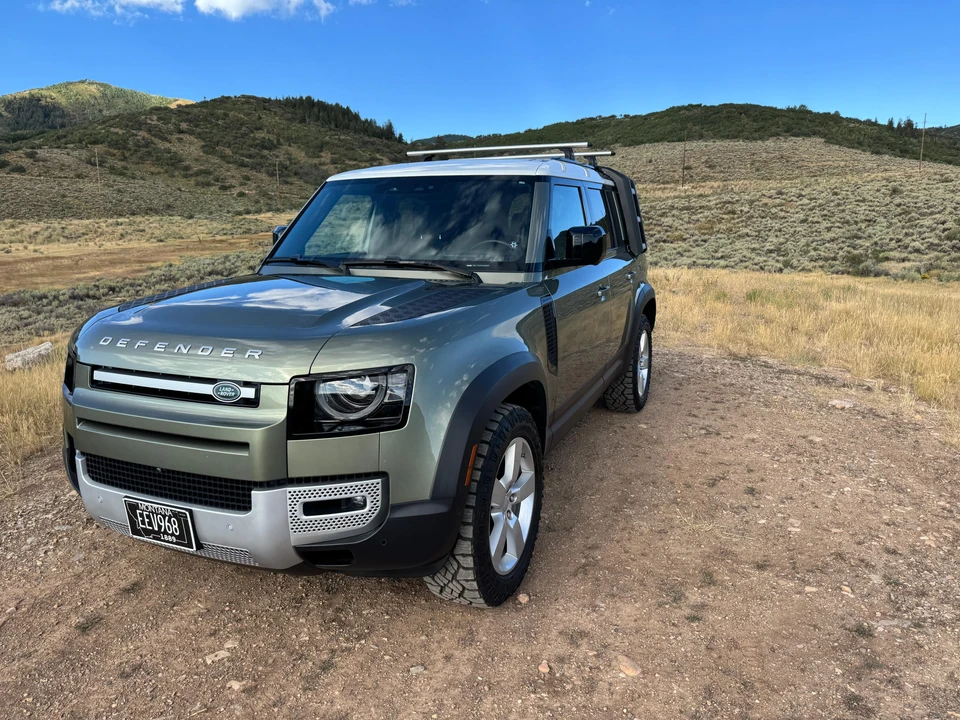2021 Land Rover Defender 110 - Image 9 of 31