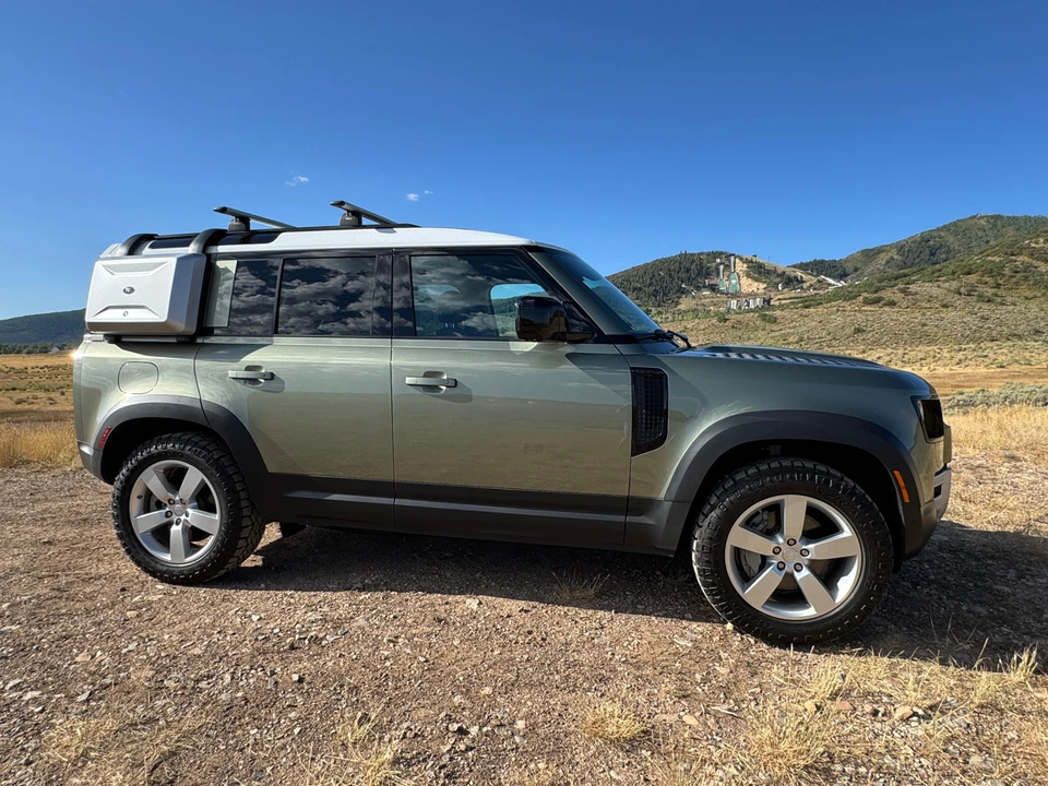 2021 Land Rover Defender 110 - Image 22 of 31
