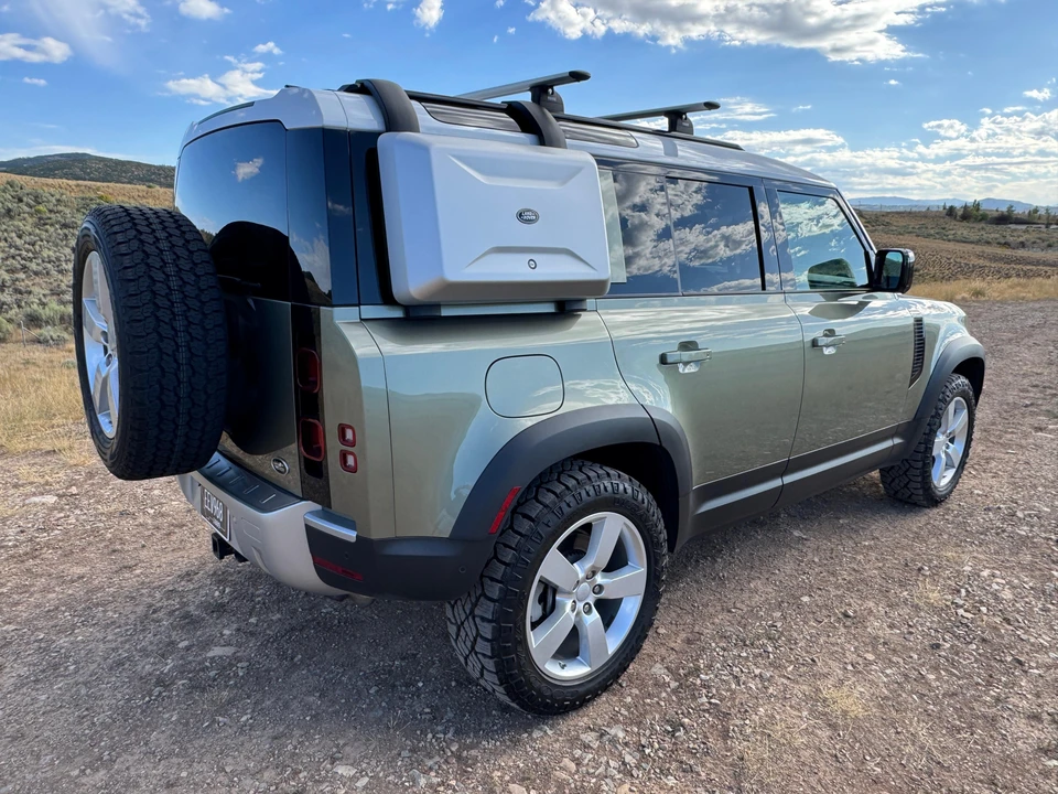 2021 Land Rover Defender 110 - Image 19 of 31