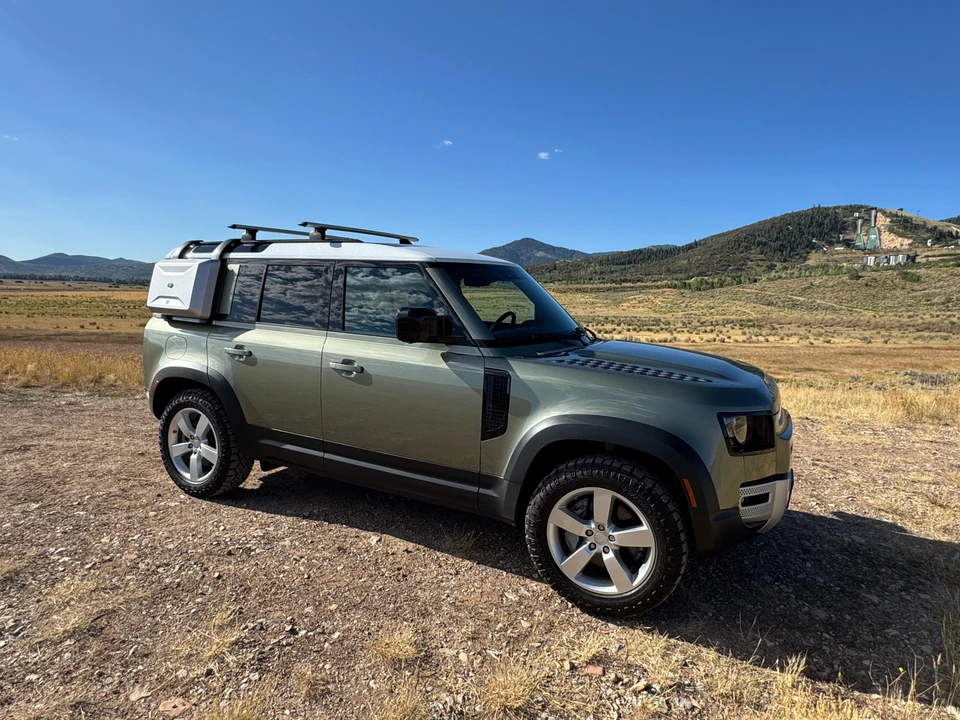 2021 Land Rover Defender 110 - Image 23 of 31