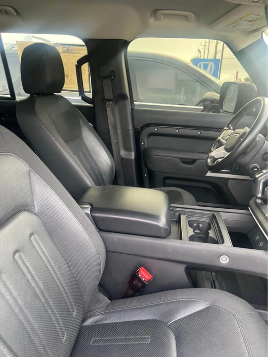 2021 Land Rover Defender L663 - Image 6 of 10