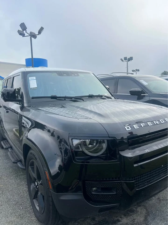 2021 Land Rover Defender L663 - Image 4 of 10