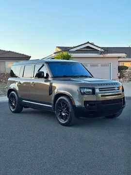 2021 Land Rover Defender 110 S 2.0L