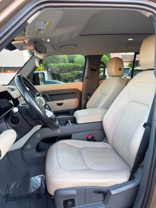 2021 Land Rover Defender L663 - Image 9 of 12
