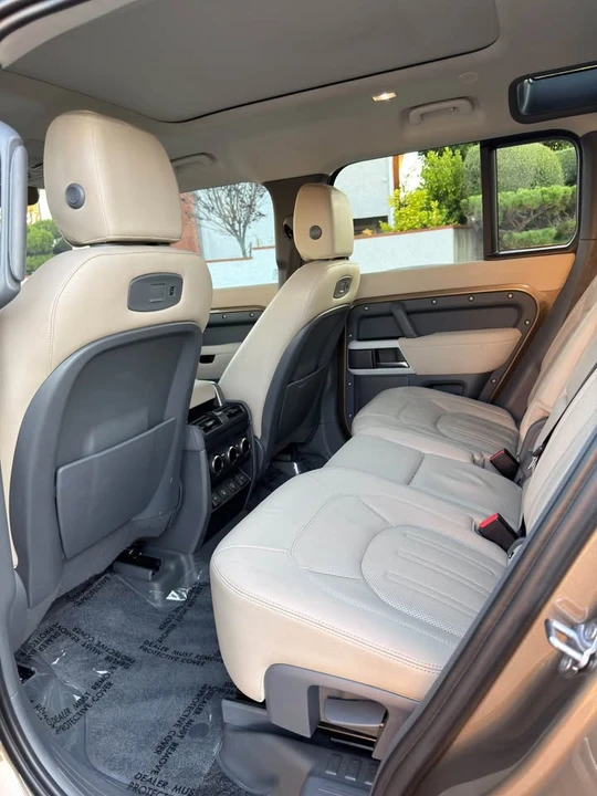 2021 Land Rover Defender L663 - Image 11 of 16