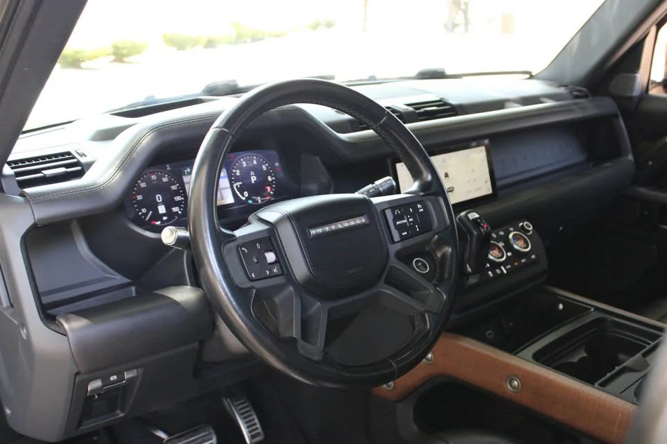 2021 Land Rover Defender L663 - Image 9 of 11