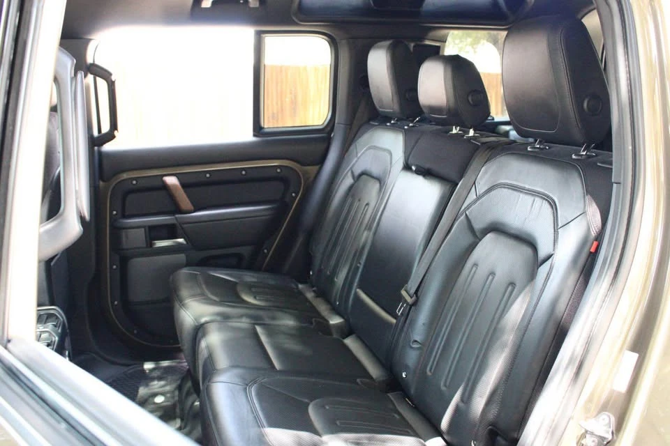 2021 Land Rover Defender L663 - Image 10 of 11