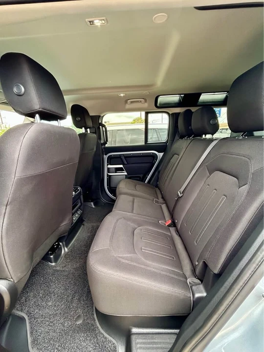 2021 Land Rover Defender L663 - Image 10 of 10