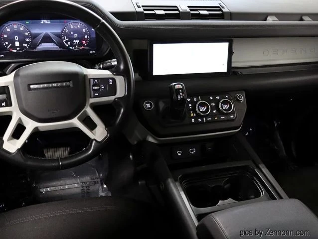2021 Land Rover Defender 110 - Image 18 of 21