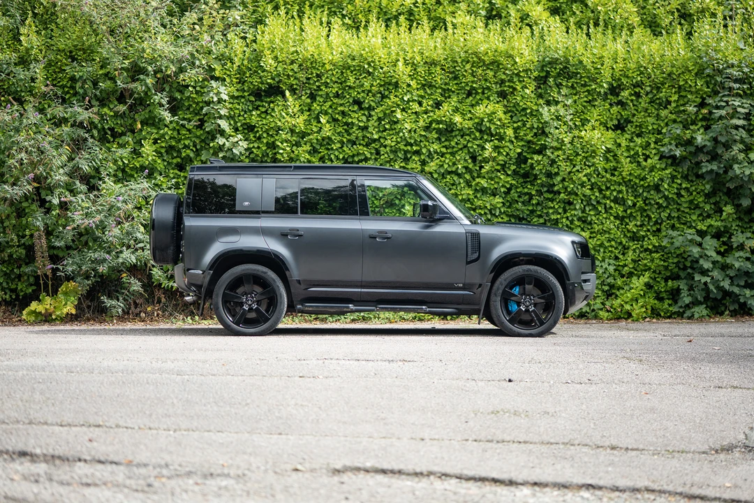 2021 Land Rover Defender L663 - Image 4 of 31