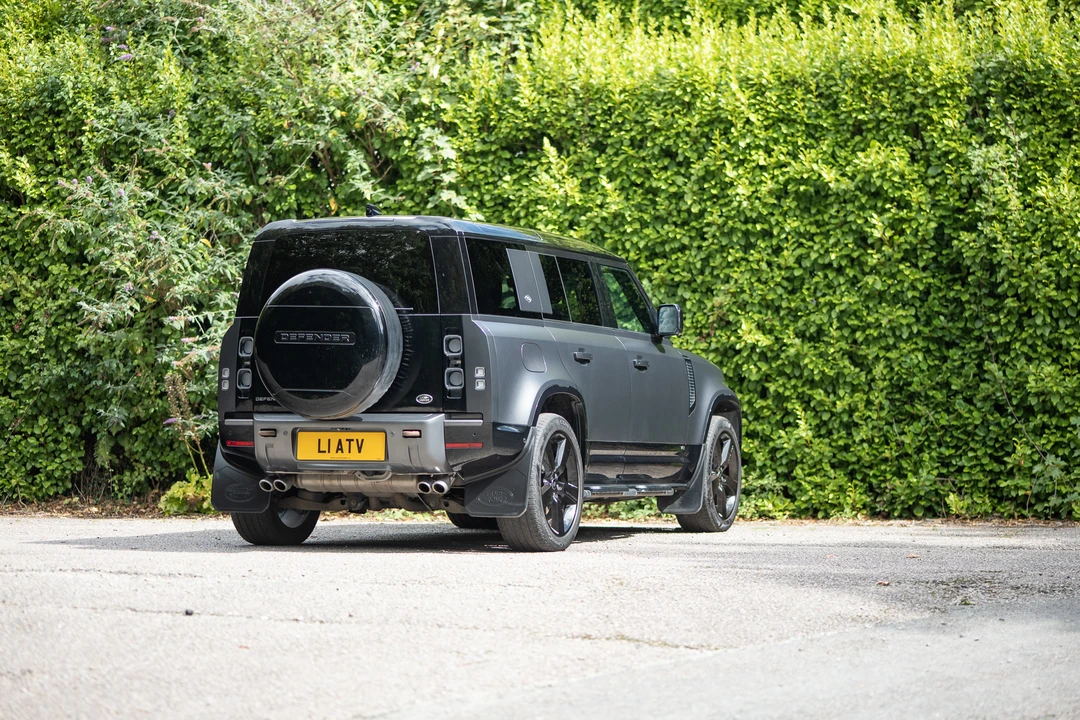 2021 Land Rover Defender L663 - Image 5 of 31