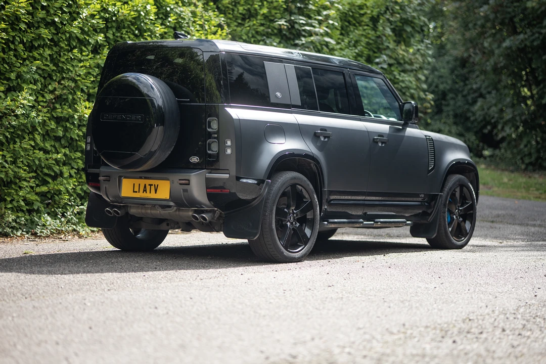 2021 Land Rover Defender L663 - Image 8 of 31