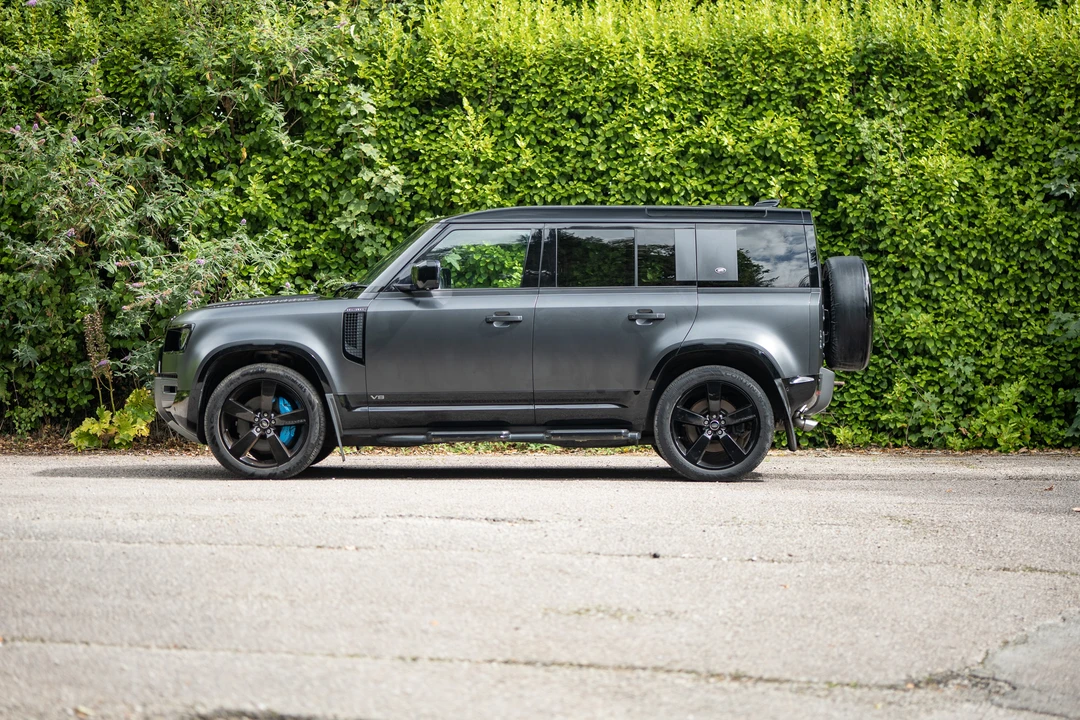 2021 Land Rover Defender L663 - Image 11 of 31