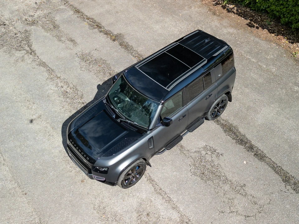 2021 Land Rover Defender L663 - Image 17 of 31