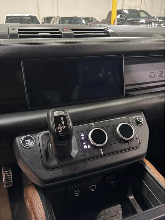 2021 Land Rover Defender L663 - Image 4 of 12