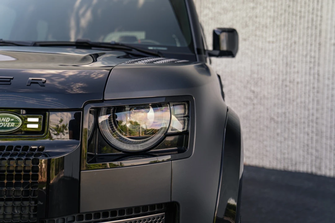 2021 Land Rover Defender L663 - Image 16 of 31