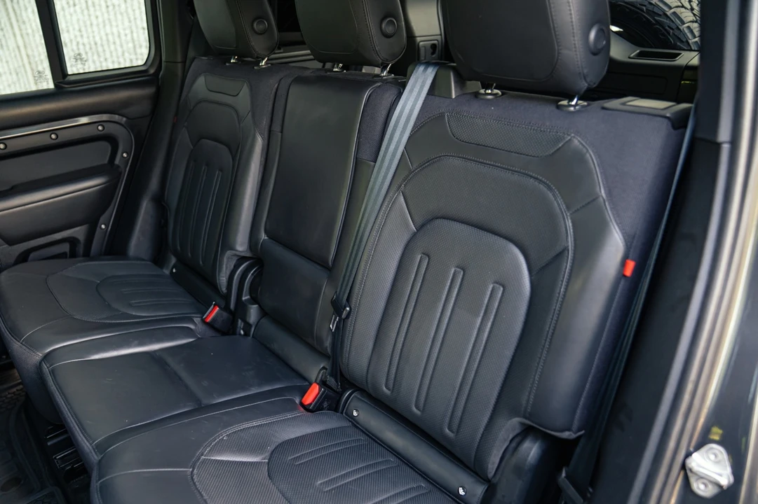 2021 Land Rover Defender L663 - Image 6 of 31