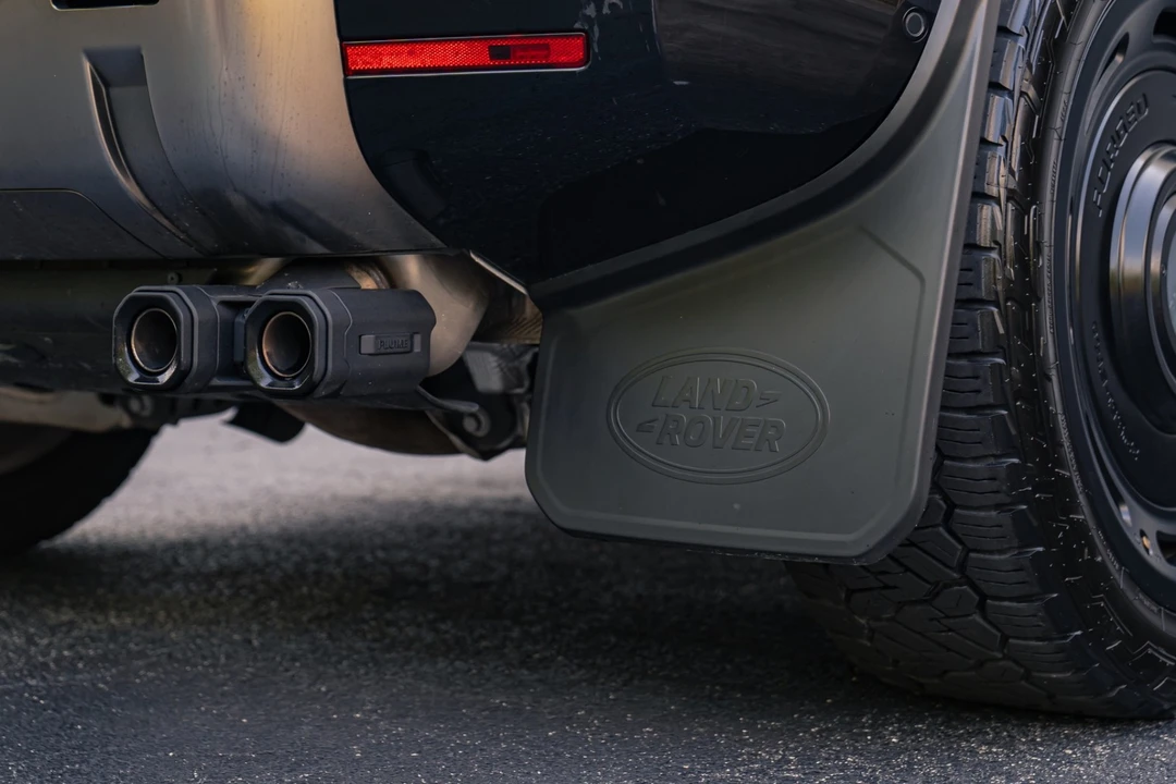 2021 Land Rover Defender L663 - Image 28 of 31