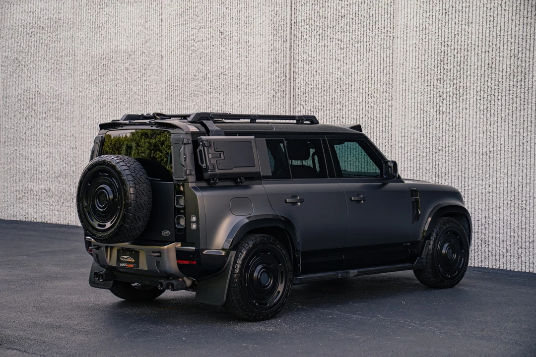 2021 Land Rover Defender L663 - Image 11 of 31
