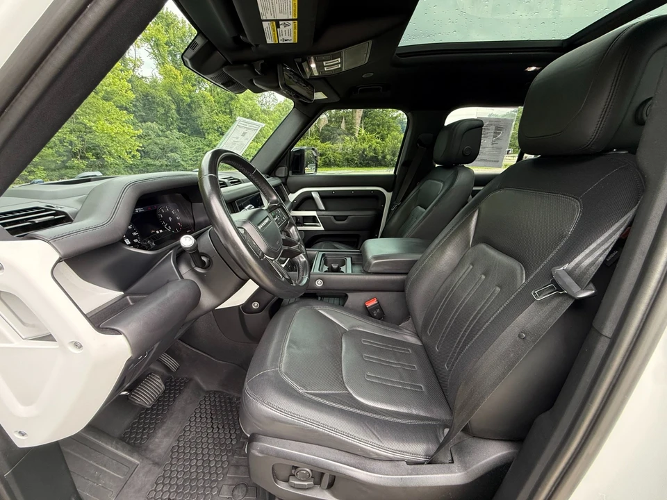 2021 Land Rover Defender L663 - Image 10 of 31